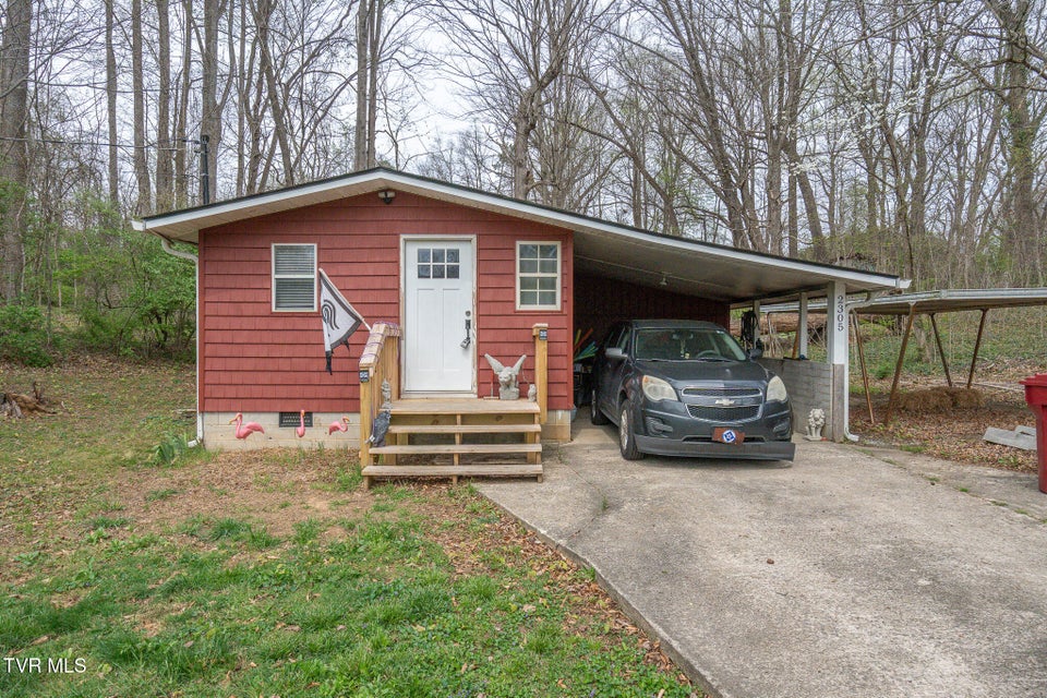 Photo #28: 2305&2303 Abbott Drive