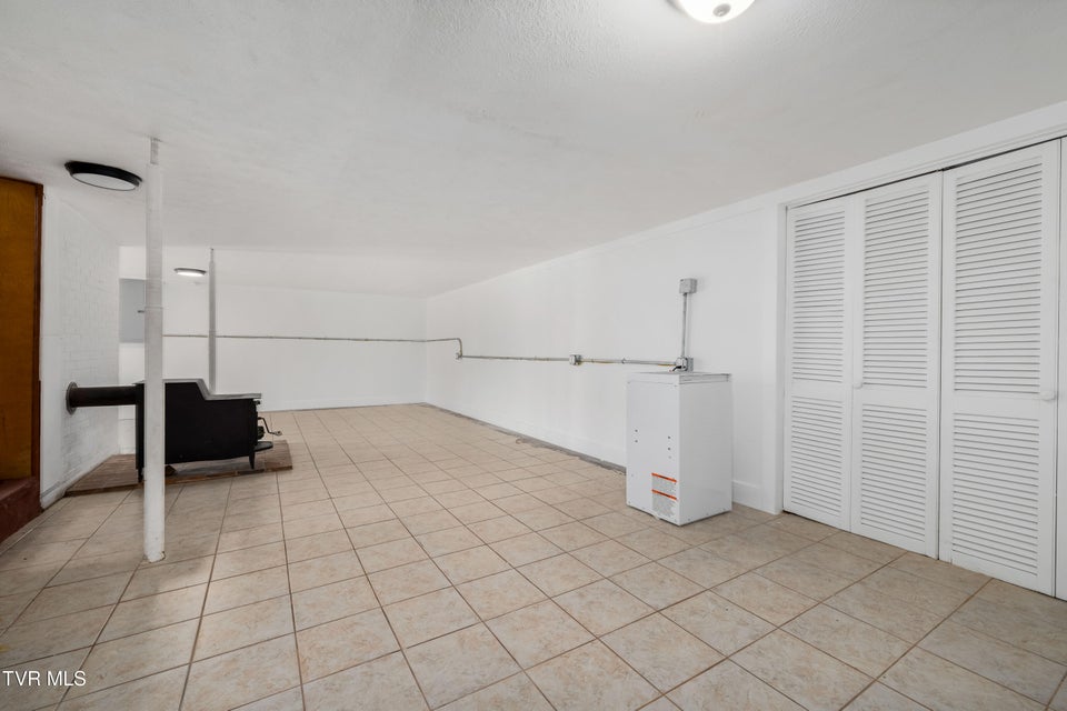 Photo #51: 248 Sunset Drive