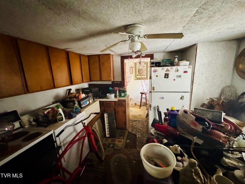 Photo #4: 308 7th Street