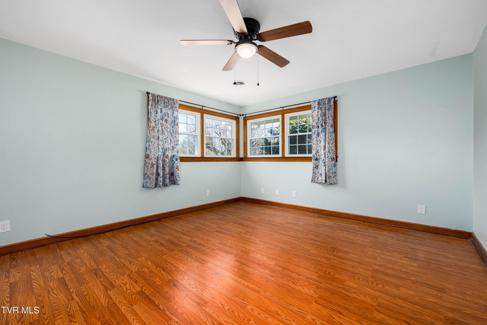 Photo #41: 248 Sunset Drive