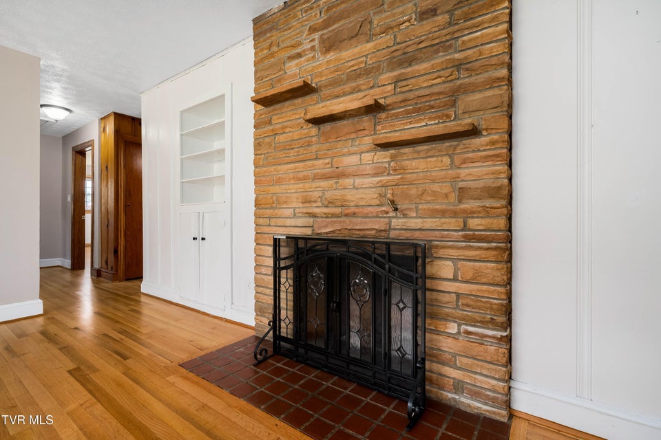 Photo #29: 248 Sunset Drive