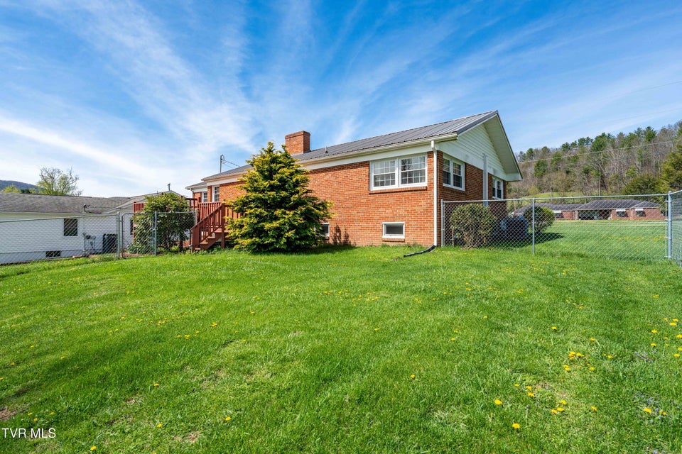 Photo #12: 248 Sunset Drive