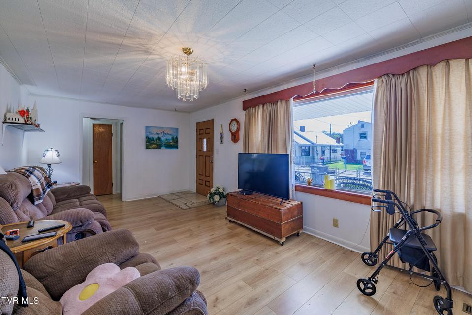 Photo #6: 204 Millpond Street