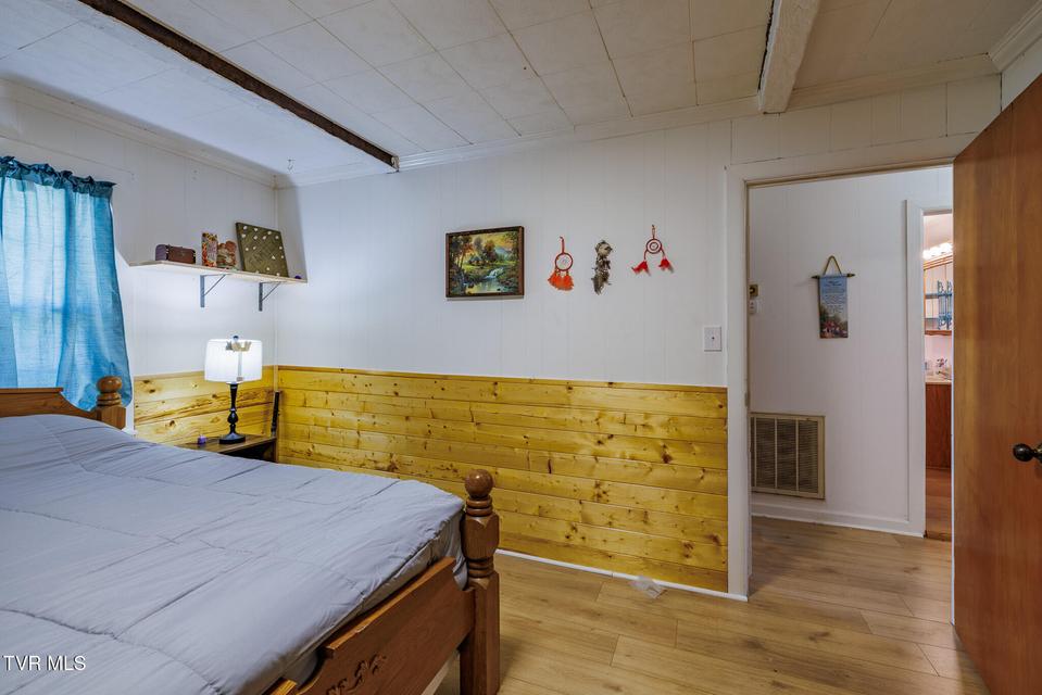 Photo #12: 204 Millpond Street