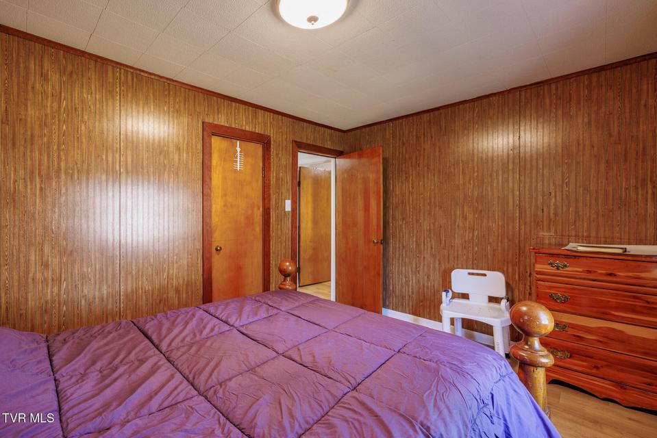 Photo #14: 204 Millpond Street