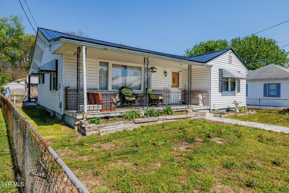 Photo #15: 204 Millpond Street