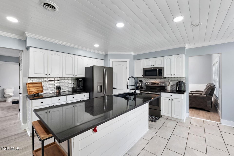 Photo #16: 21164 Vances Mill Road