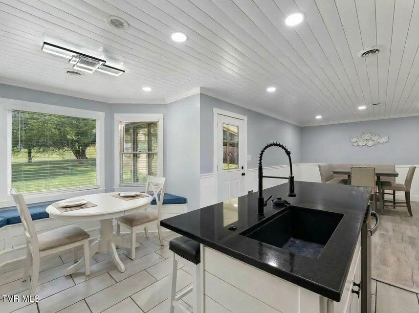 Photo #21: 21164 Vances Mill Road