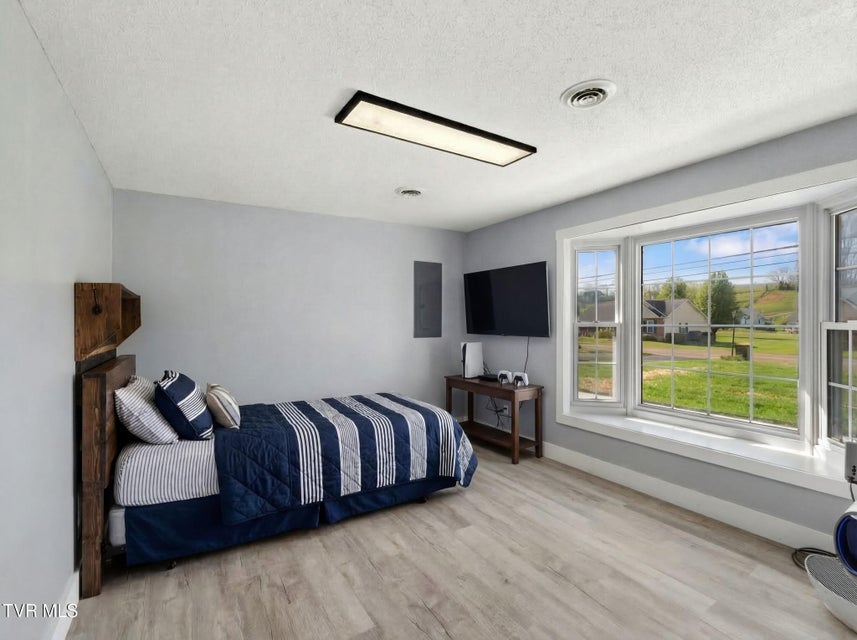 Photo #35: 21164 Vances Mill Road