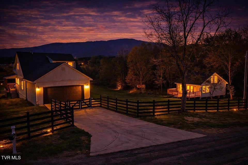 Photo #78: 250 Burnetts Chapel Lane