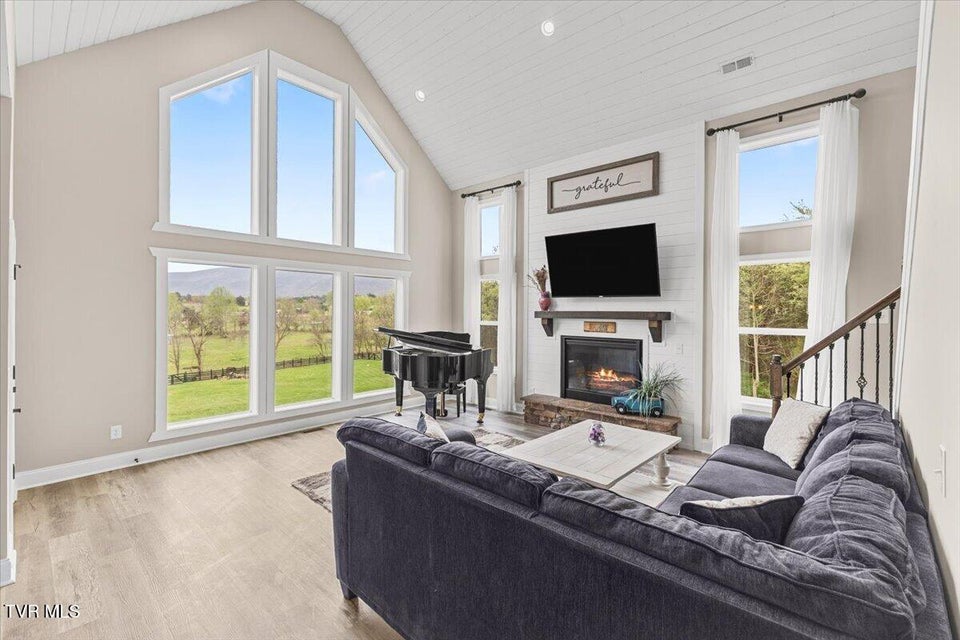 Photo #16: 250 Burnetts Chapel Lane