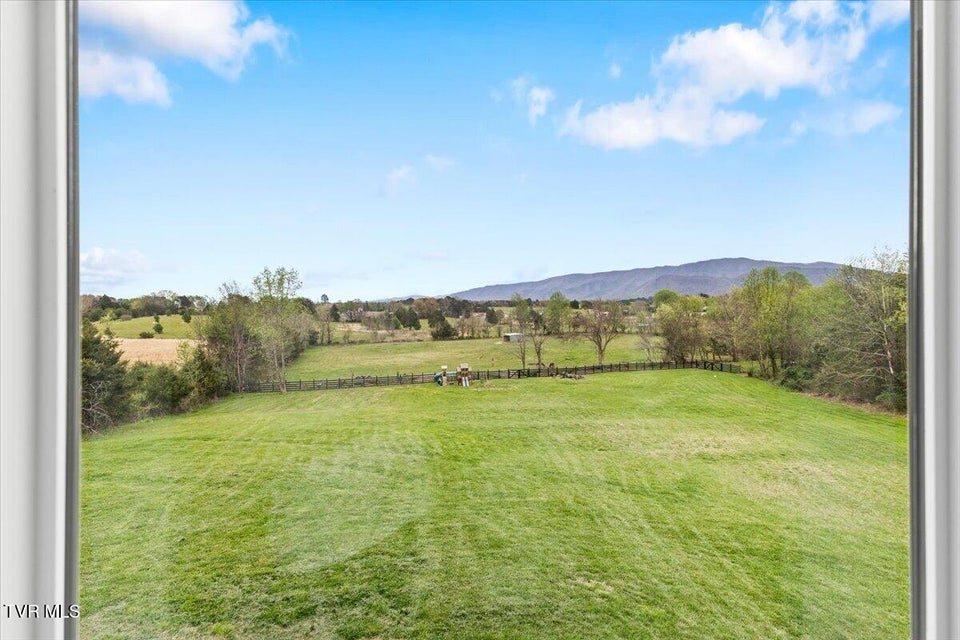 Photo #14: 250 Burnetts Chapel Lane