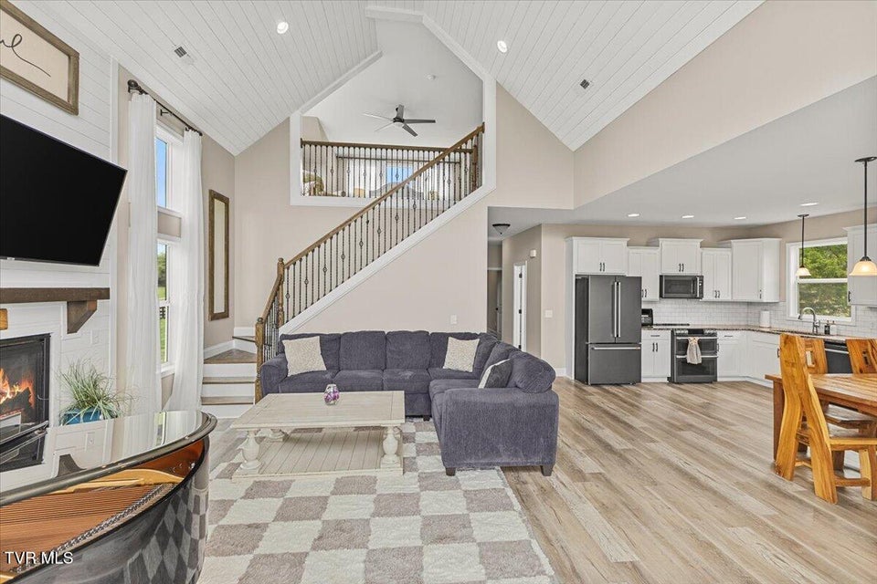 Photo #18: 250 Burnetts Chapel Lane