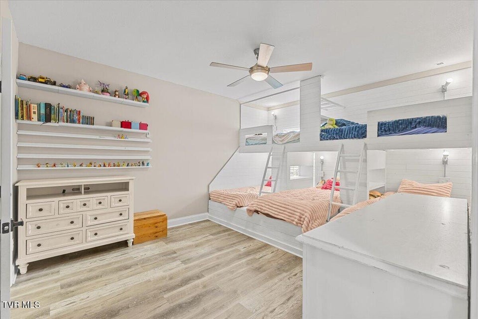 Photo #30: 250 Burnetts Chapel Lane