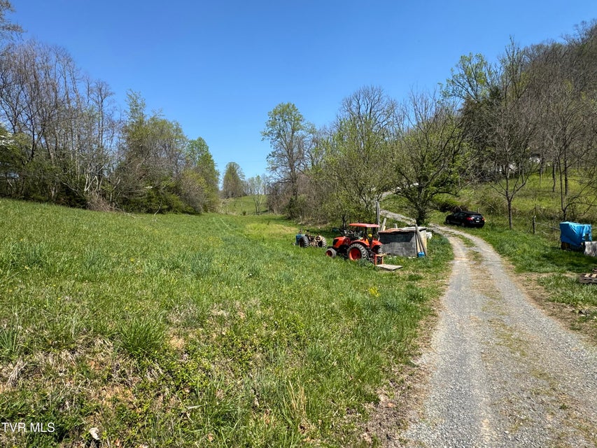 Photo #57: 9296 Bristol Highway