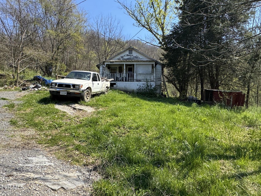 Photo #59: 9296 Bristol Highway