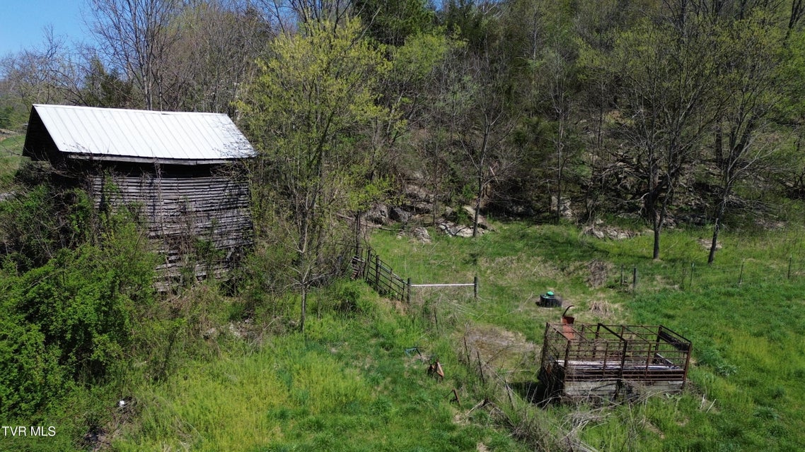 Photo #64: 9296 Bristol Highway