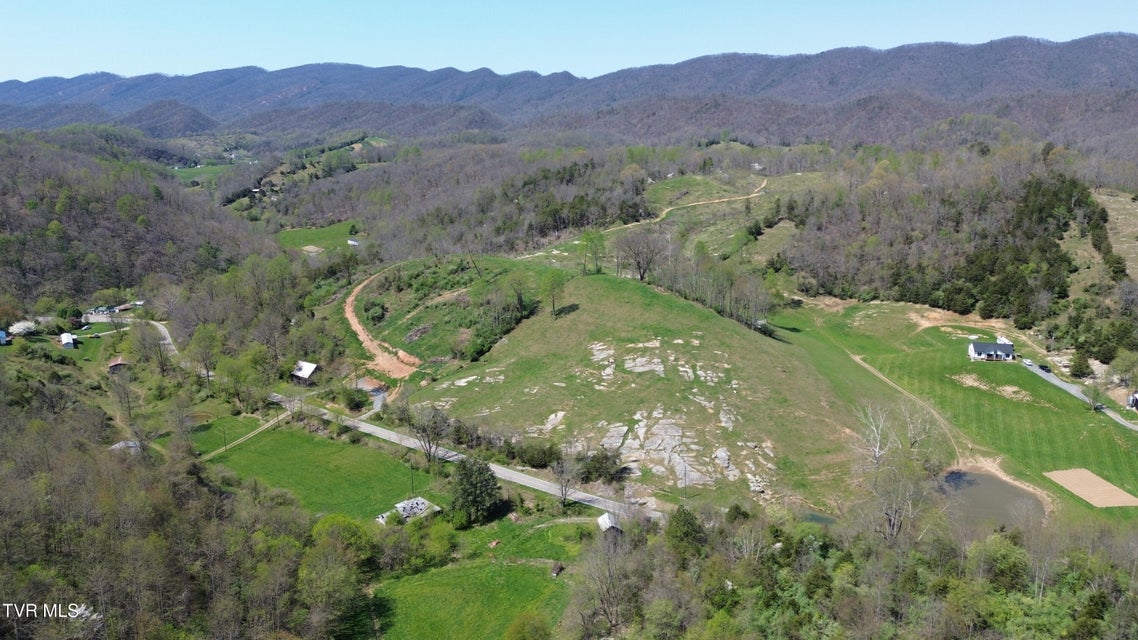 Photo #79: 9296 Bristol Highway