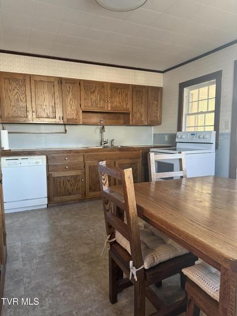 Photo #12: 709 2nd Street