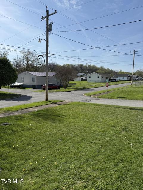 Photo #25: 709 2nd Street