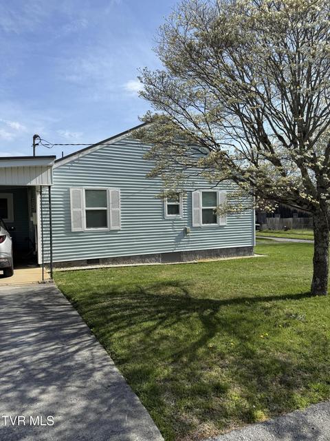 Photo #30: 709 2nd Street