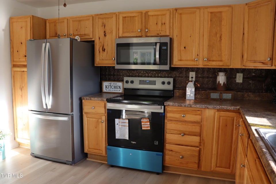 Photo #10: 1203 1st Avenue