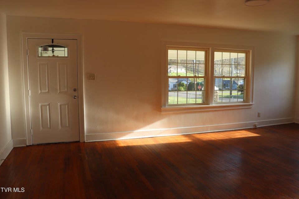 Photo #18: 1203 1st Avenue