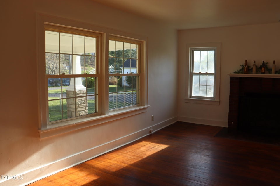 Photo #17: 1203 1st Avenue