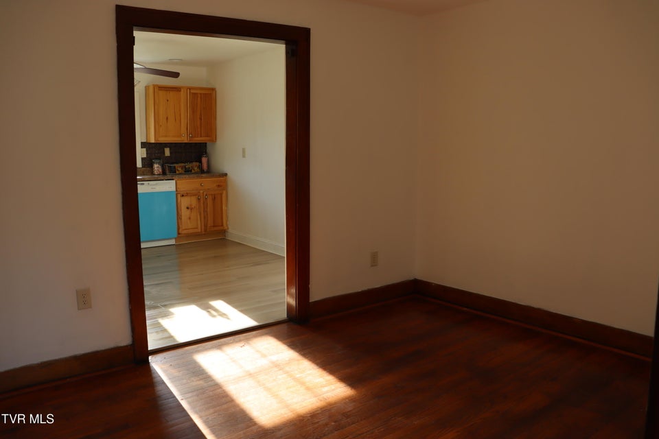 Photo #15: 1203 1st Avenue