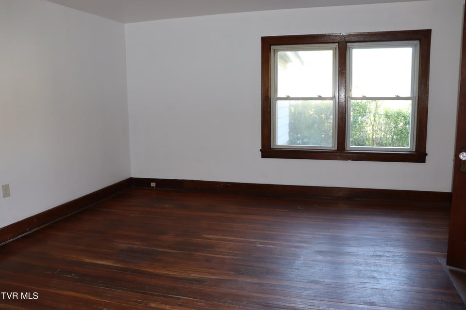 Photo #27: 1203 1st Avenue