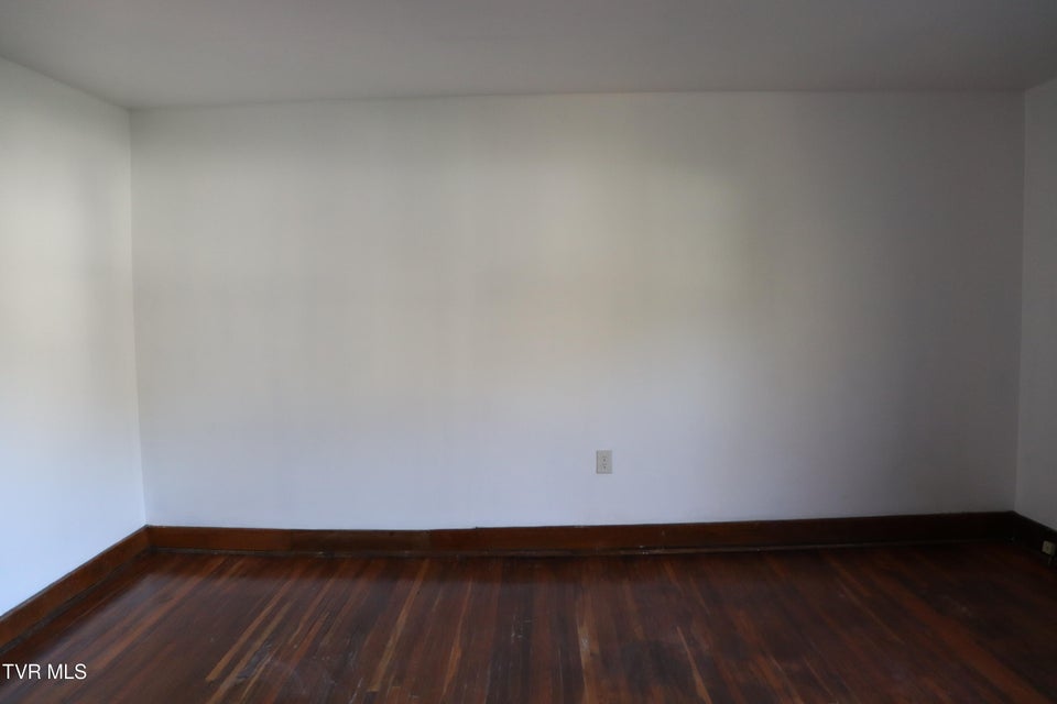 Photo #28: 1203 1st Avenue