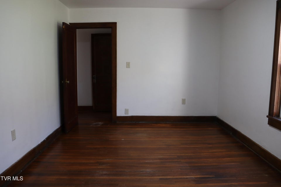 Photo #25: 1203 1st Avenue