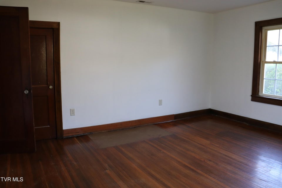 Photo #24: 1203 1st Avenue