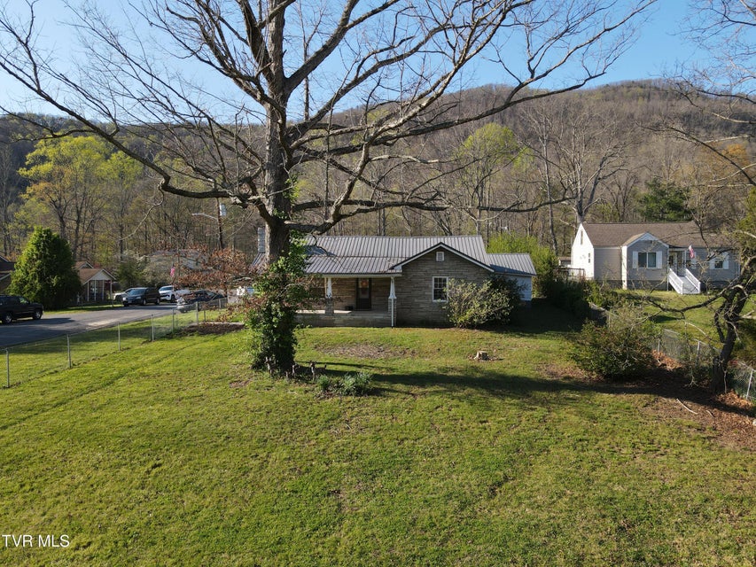 Photo #51: 1203 1st Avenue