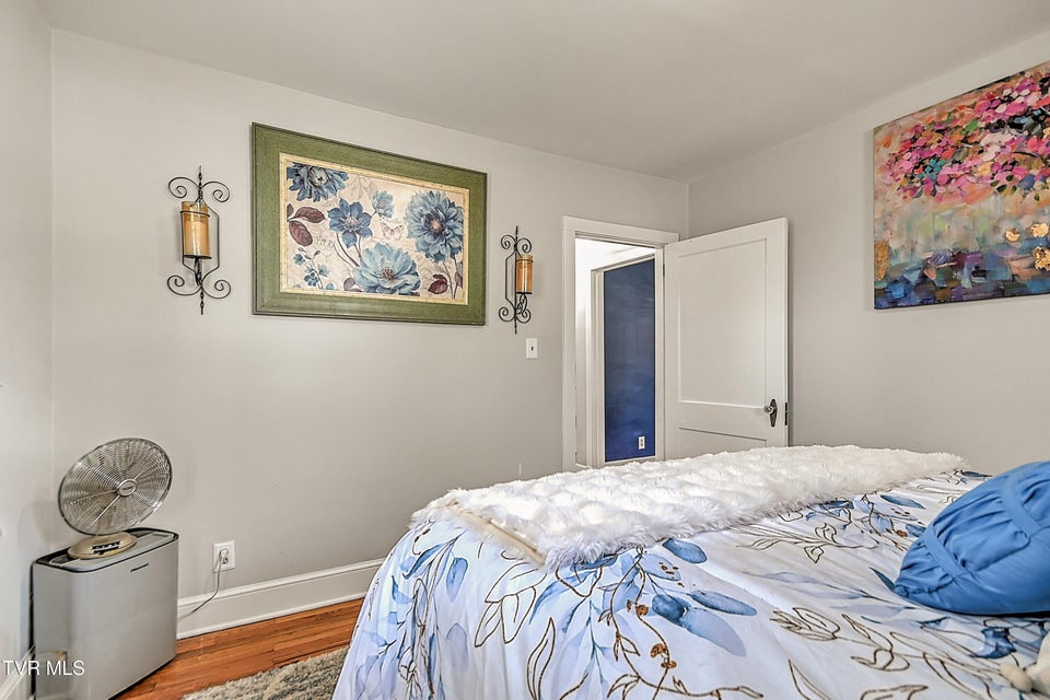 Photo #22: 2204 Cypress Street