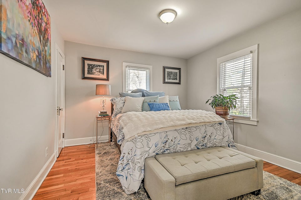 Photo #24: 2204 Cypress Street