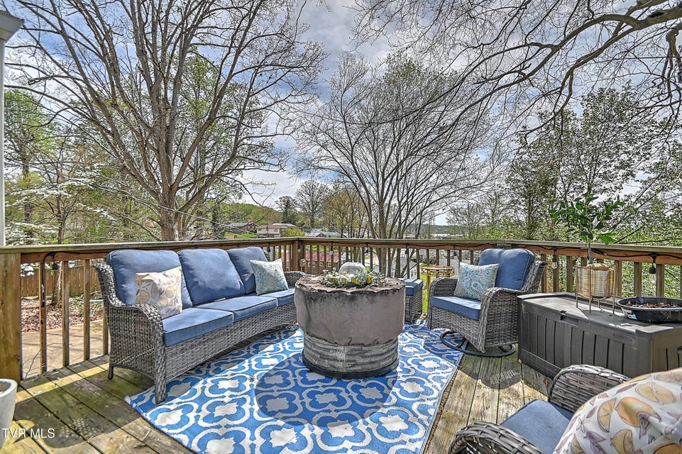 Photo #32: 2204 Cypress Street