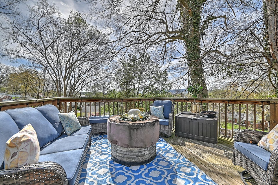 Photo #36: 2204 Cypress Street