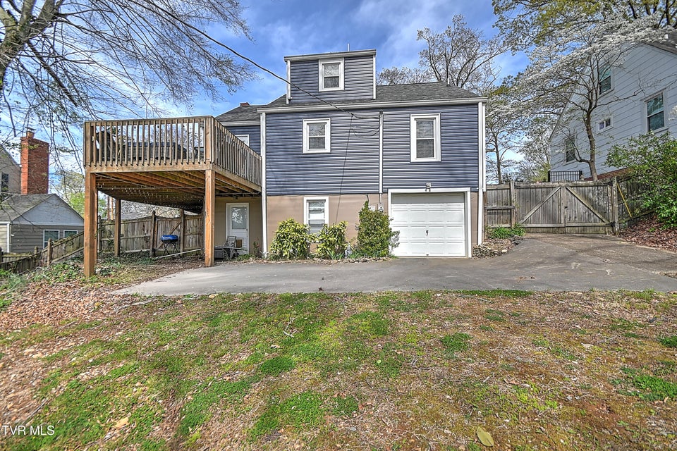 Photo #38: 2204 Cypress Street