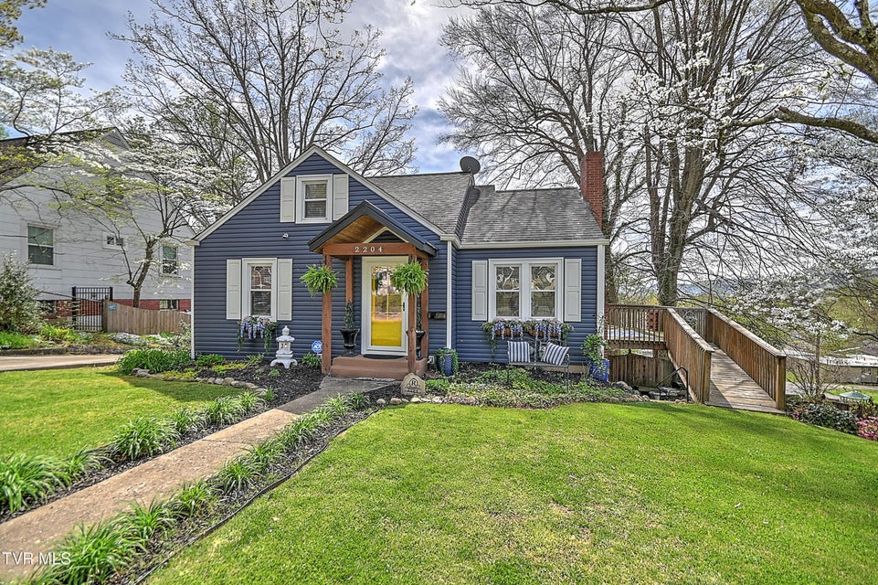 Photo #42: 2204 Cypress Street