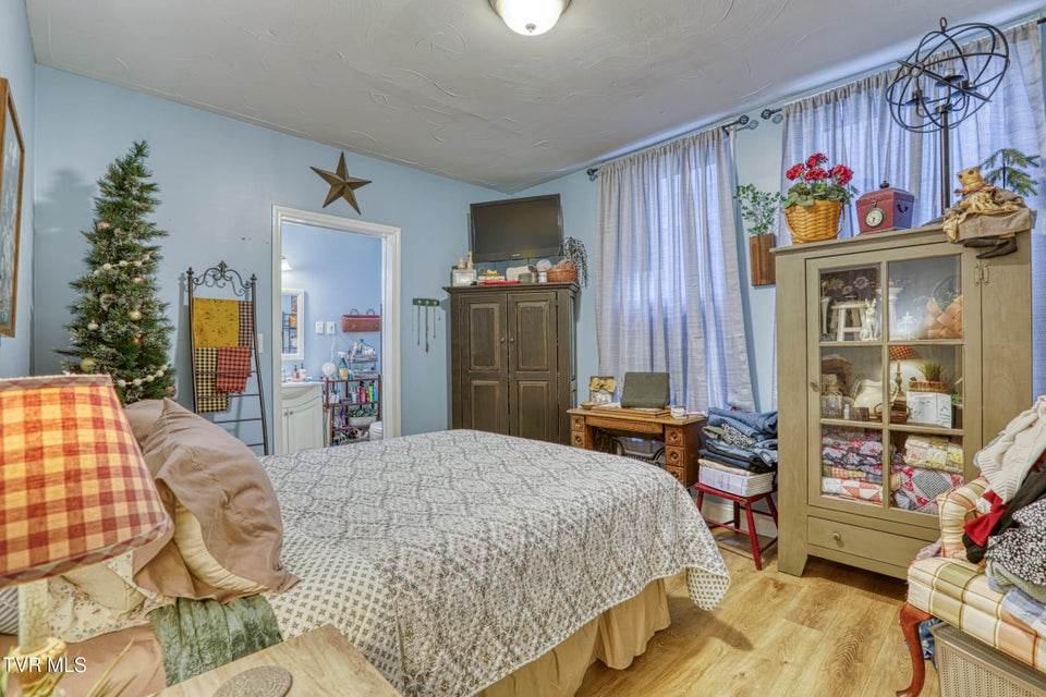 Photo #13: 100 Church Street