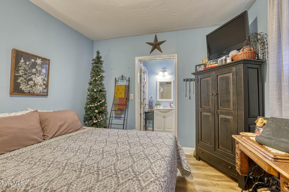 Photo #14: 100 Church Street