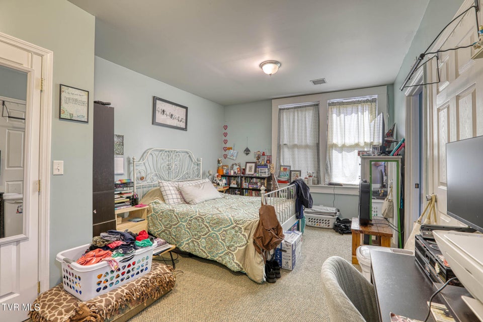 Photo #26: 100 Church Street