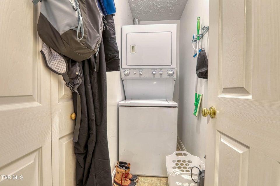 Photo #47: 100 Church Street