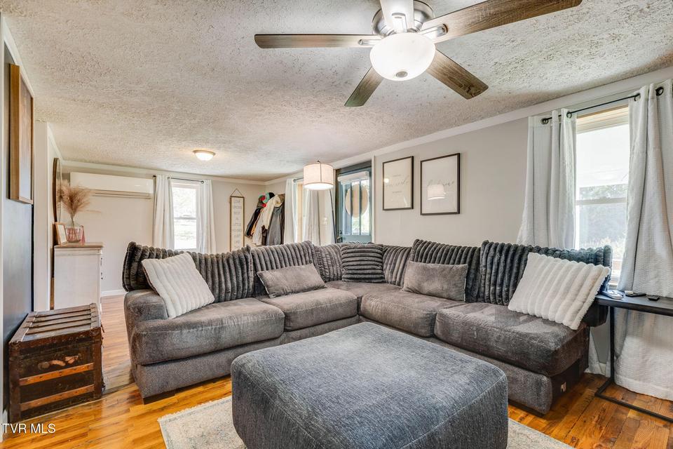 Photo #10: 2537 Rye Cove Memorial Road