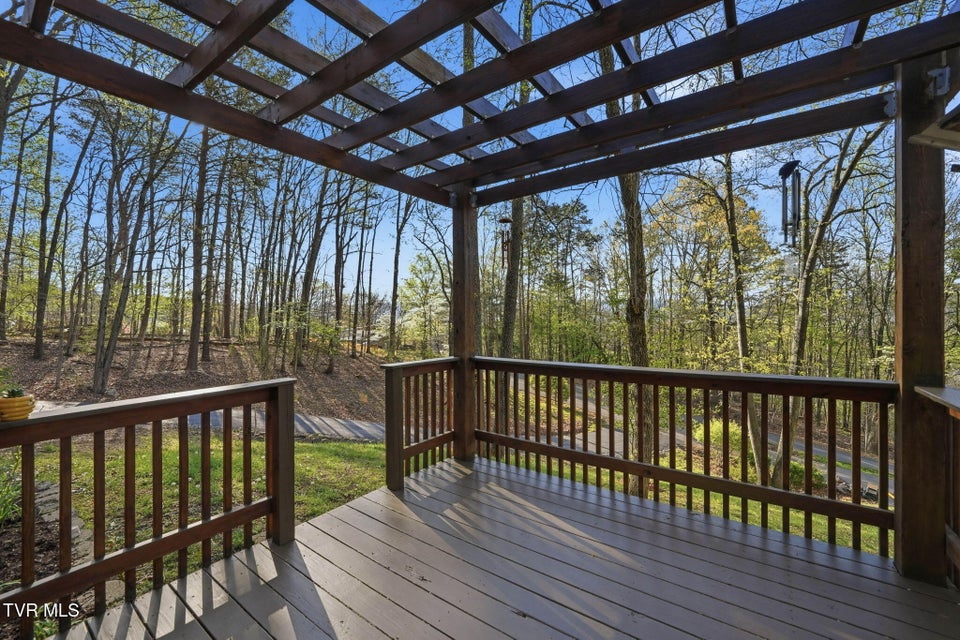 Photo #5: 149 Fern Street