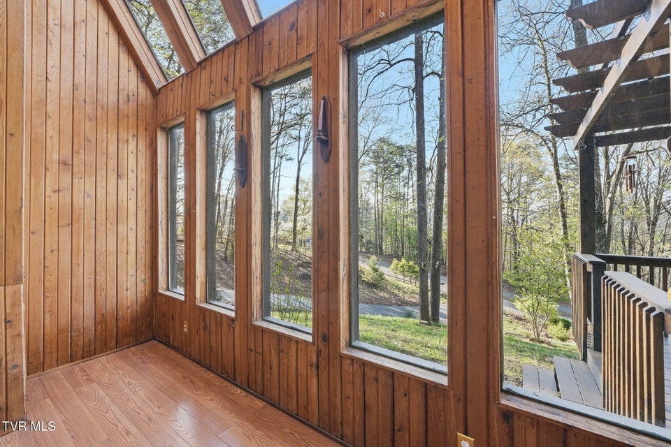 Photo #7: 149 Fern Street