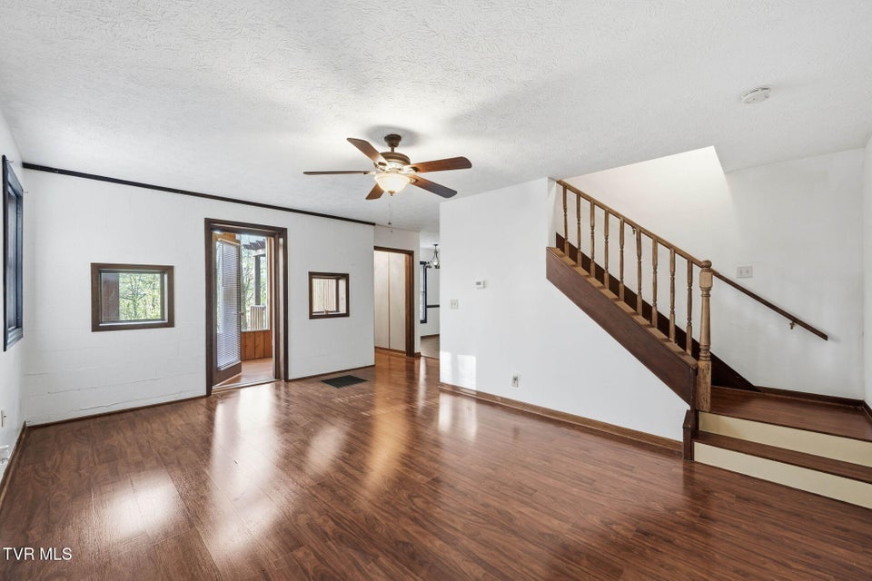 Photo #9: 149 Fern Street