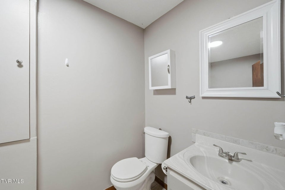 Photo #20: 149 Fern Street