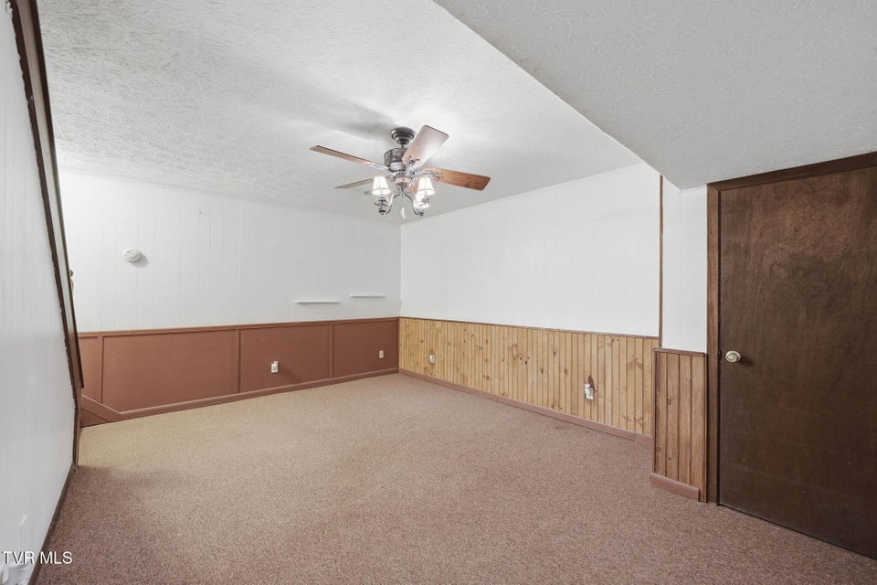 Photo #23: 149 Fern Street